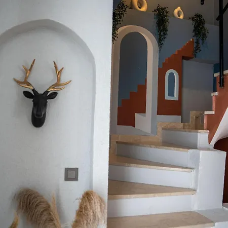 Luxury 1br Duplex With Terrace & Office In Tomtom